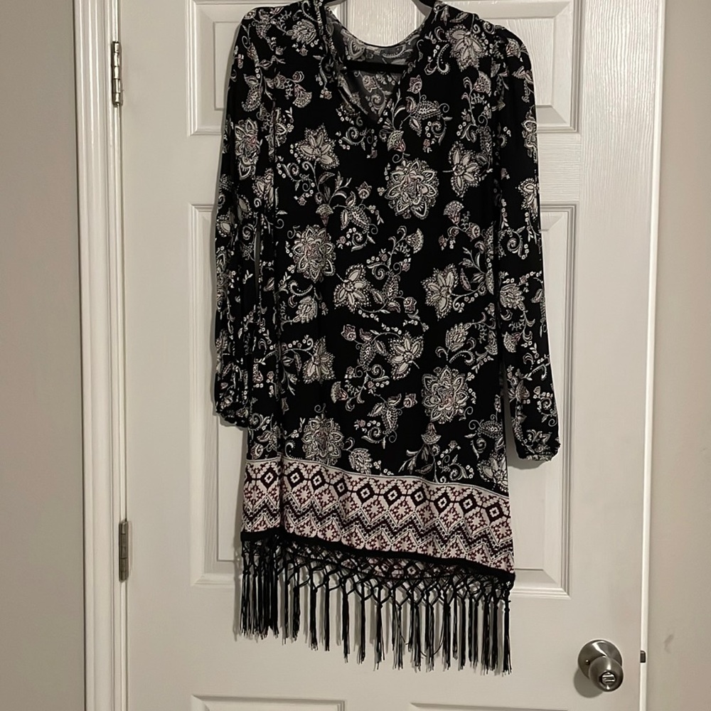 WOMEN’S FRINGE DRESS